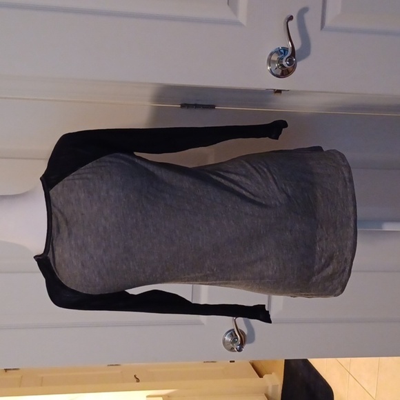 🍭🌺 Star Wars Gray and Black Graphic Top - Picture 6 of 11